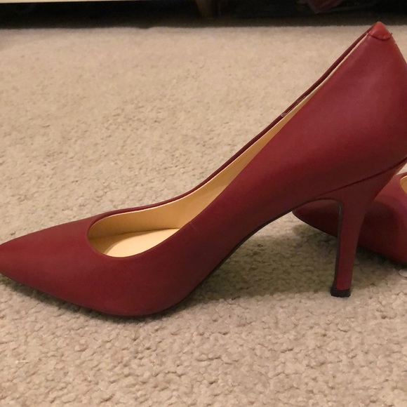 Nine West heels - Picture 4 of 4